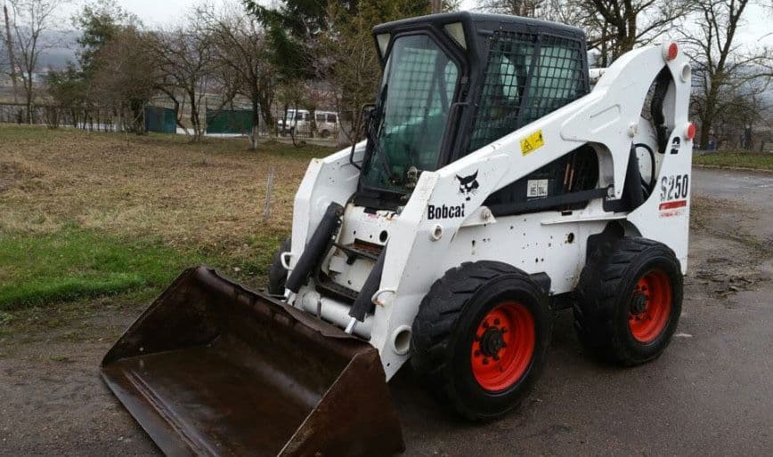 Оренда  бобкат трактора мінінавантажувача, фото 1
