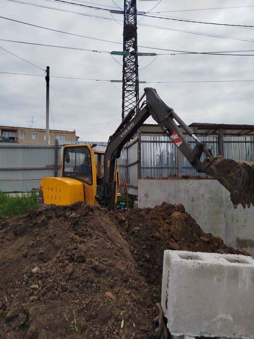 Оренда/послуги міні-екскаватора Volvo EC35, фото 2