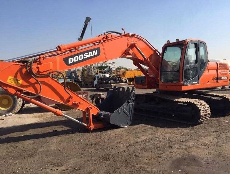Оренда/Послуги навантажувача екскаватора JCB 3-4 CX гідромолот, фото 3